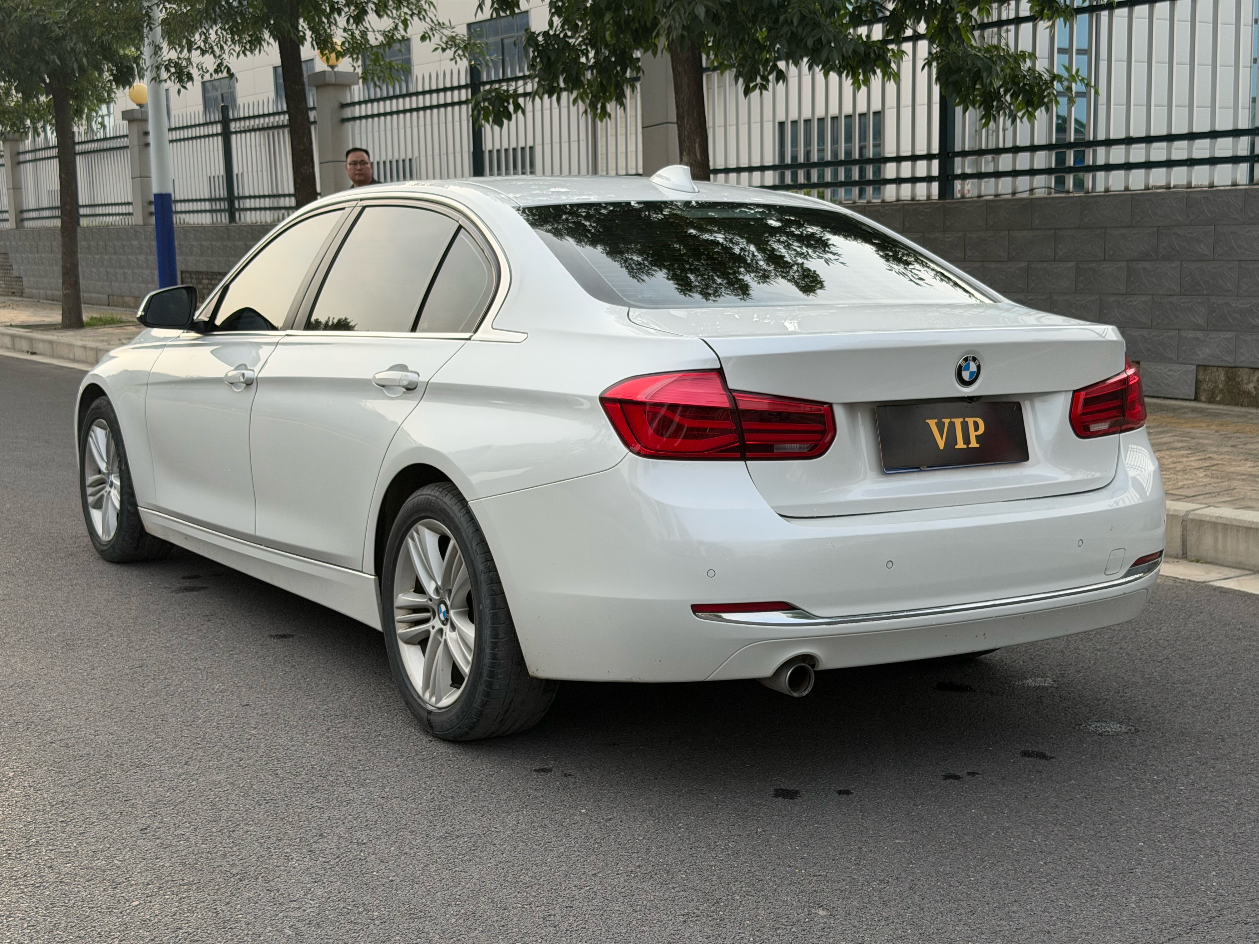 BMW 3 Series 2016 #9 BMW 3 Series 2016 car image #9