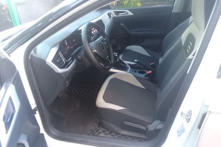 Volkswagen Polo 2023 car image #15