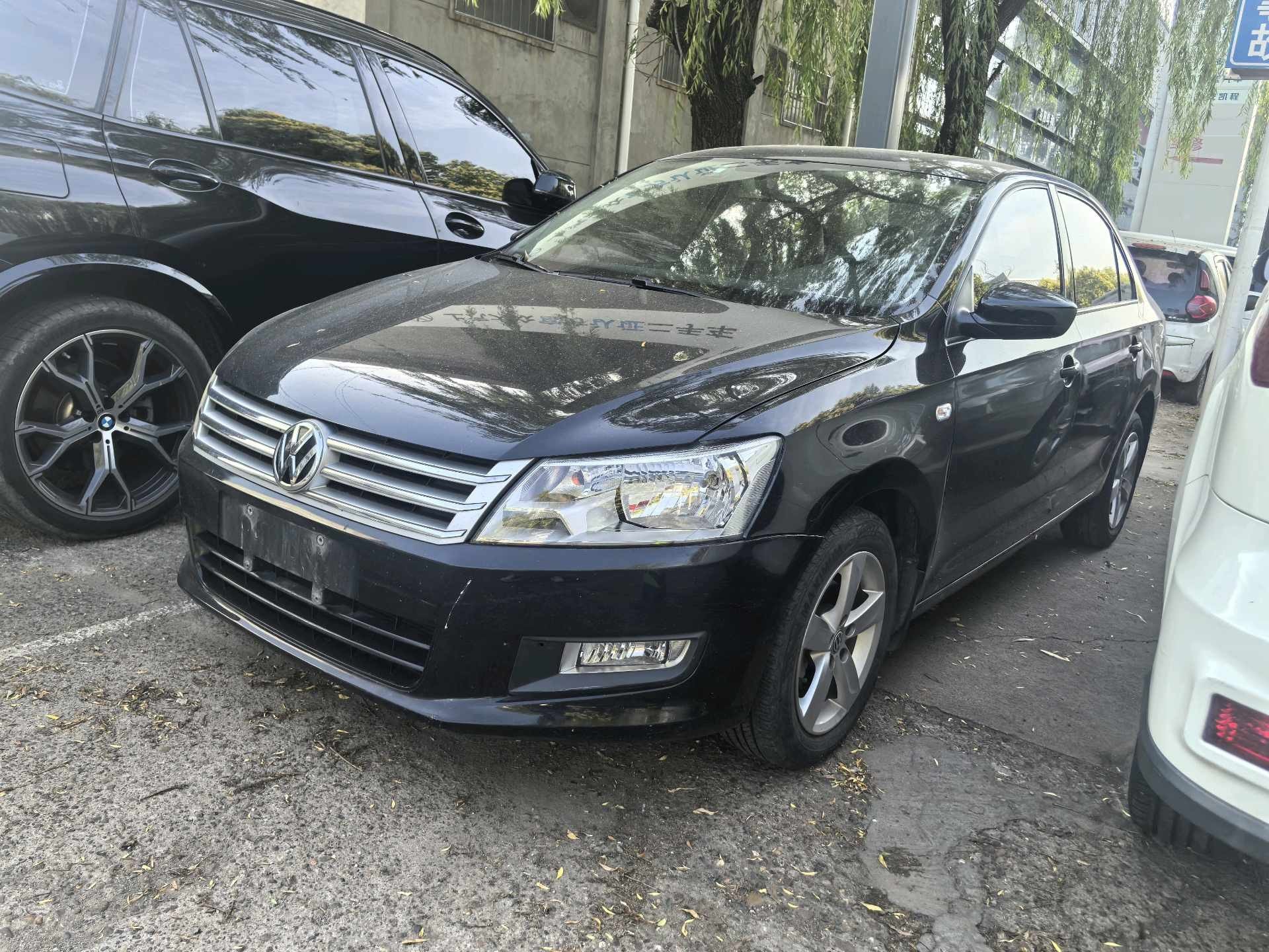 Volkswagen Santana 2015 car image 