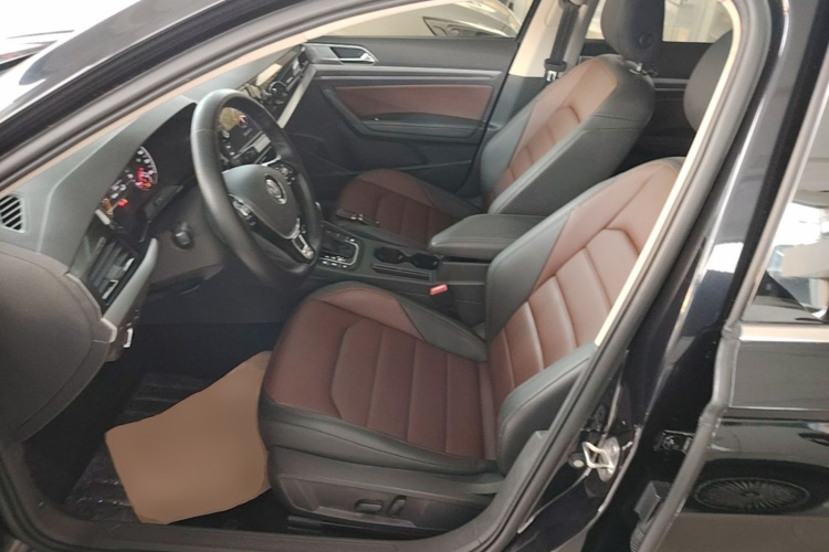 Volkswagen Lavida 2020 car image #15