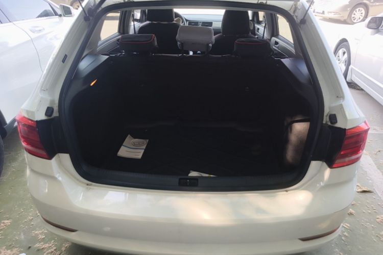 Volkswagen Santana 2016 #19 Volkswagen Santana 2016 car image #19
