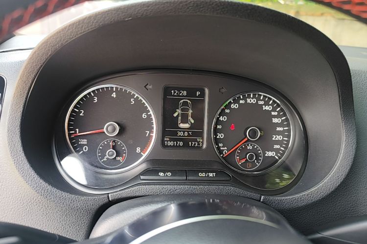 Volkswagen Polo 2016 #16 Volkswagen Polo 2016 car image #16
