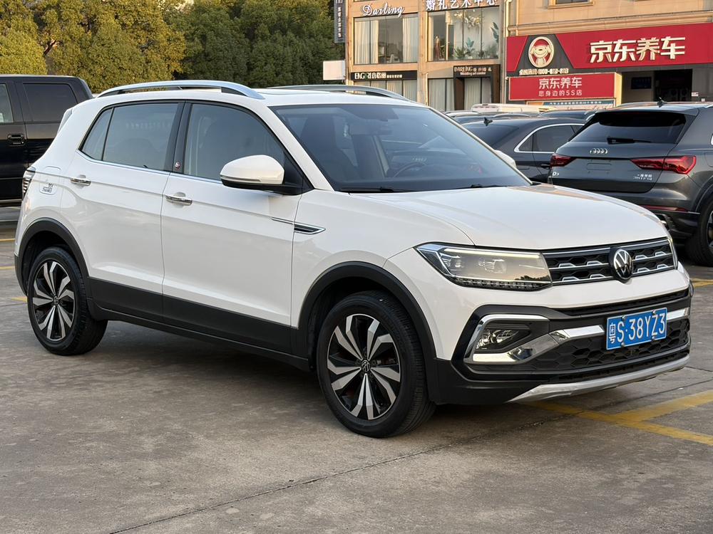 Volkswagen T-Cross 2021 car image #3