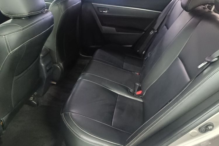 Toyota Corolla 2017 car image #17