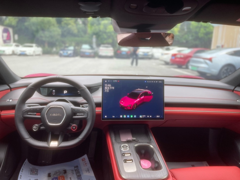 MI SU7 2025 immagine di auto #6