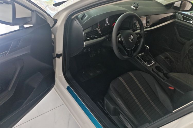 Volkswagen Lavida 2019 #16 Volkswagen Lavida 2019 car image #16