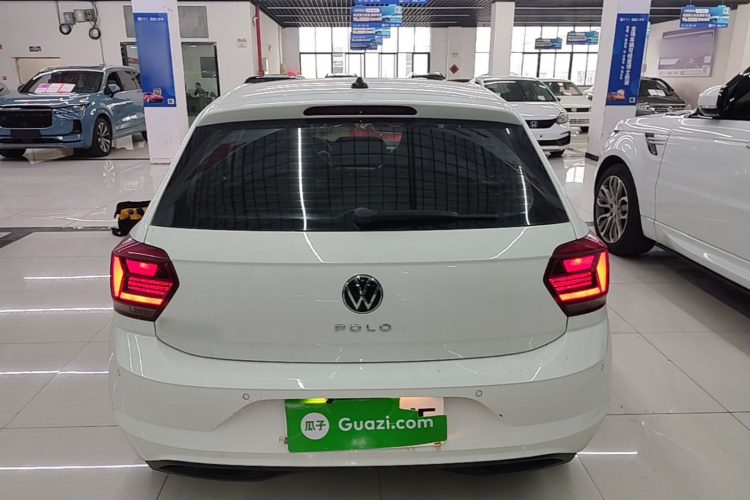 Volkswagen Polo 2023 #6 Volkswagen Polo 2023 صورة سيارة #6