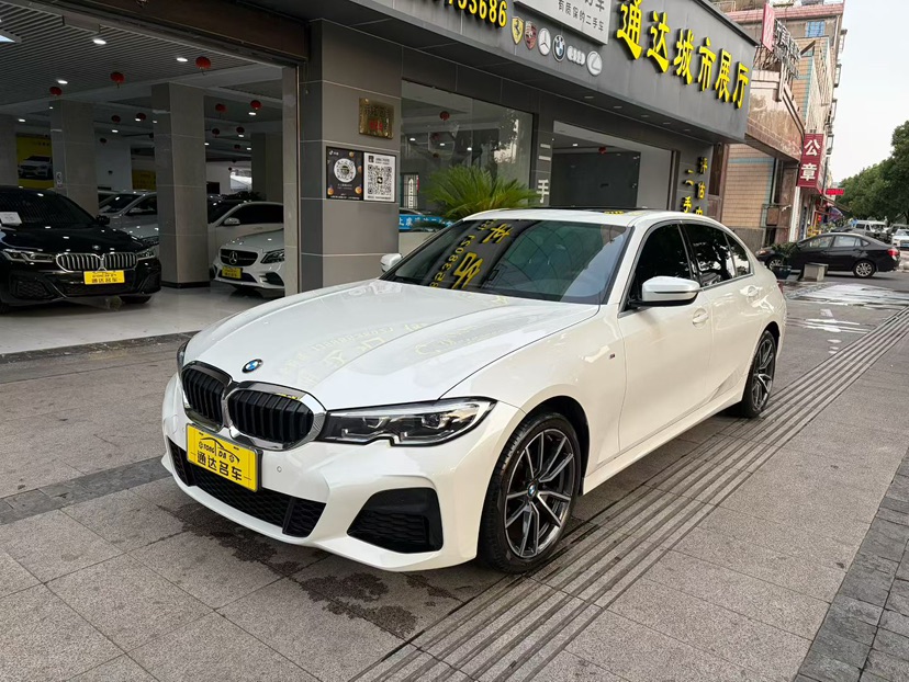 BMW 3 Series 2021 car image #2