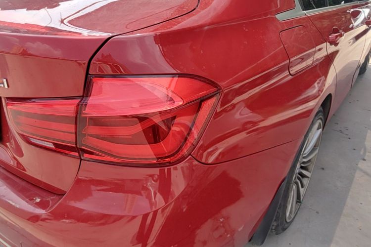 BMW 3 Series 2019 #8 BMW 3 Series 2019 car image #8