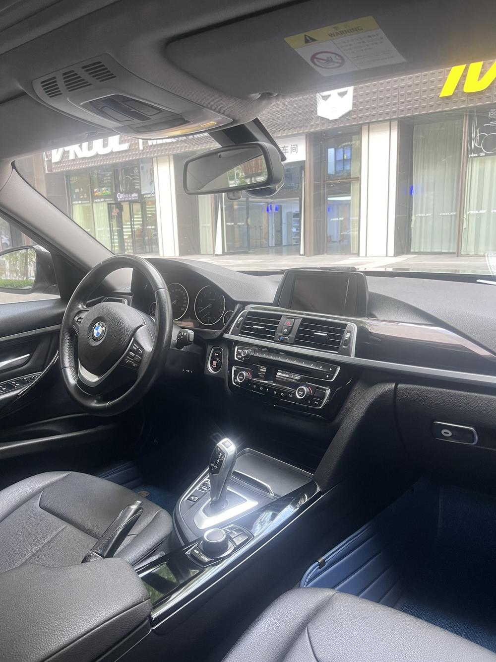 BMW 3 Series 2017 #7 BMW 3 Series 2017 car image #7