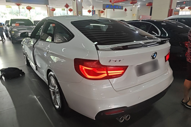 BMW 3 Series GT 2021 #7 BMW 3 Series GT 2021 car image #7
