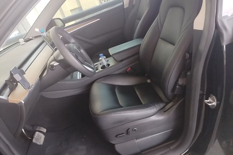 Tesla Model Y 2022 #15 Tesla Model Y 2022 car image #15