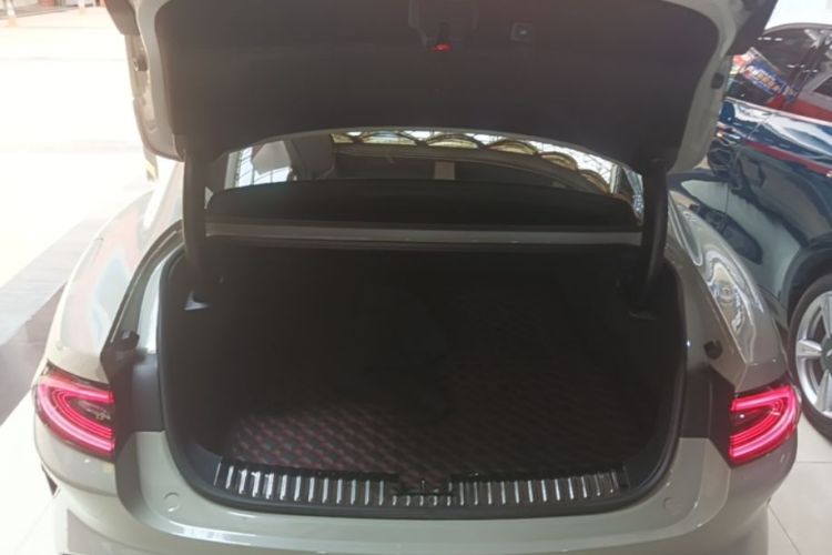 MI SU7 2025 car image #21