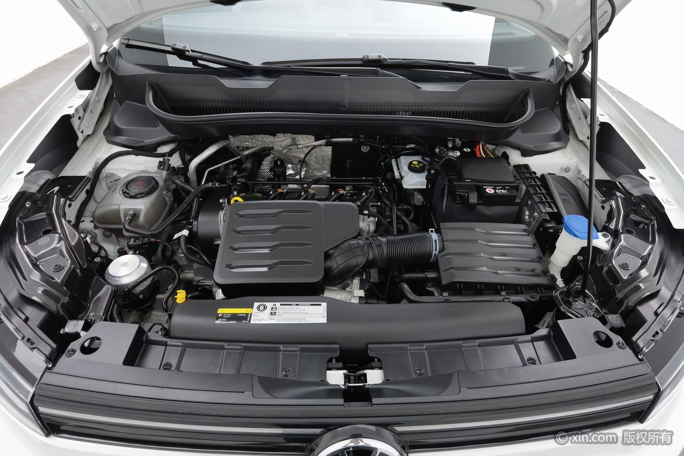 Volkswagen Tharu 2024 #18 Volkswagen Tharu 2024 car image #18