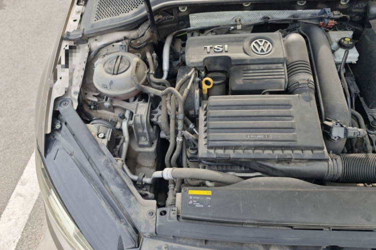 Volkswagen Golf 2017 car image #28