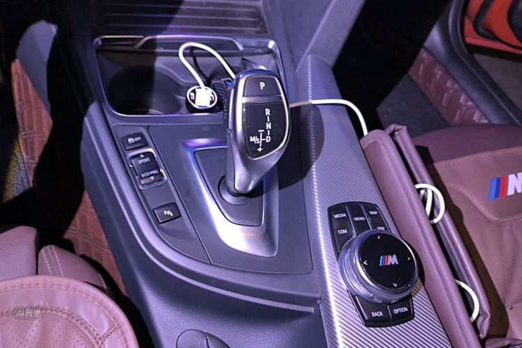 BMW 3 Series 2018 #16 BMW 3 Series 2018 car image #16