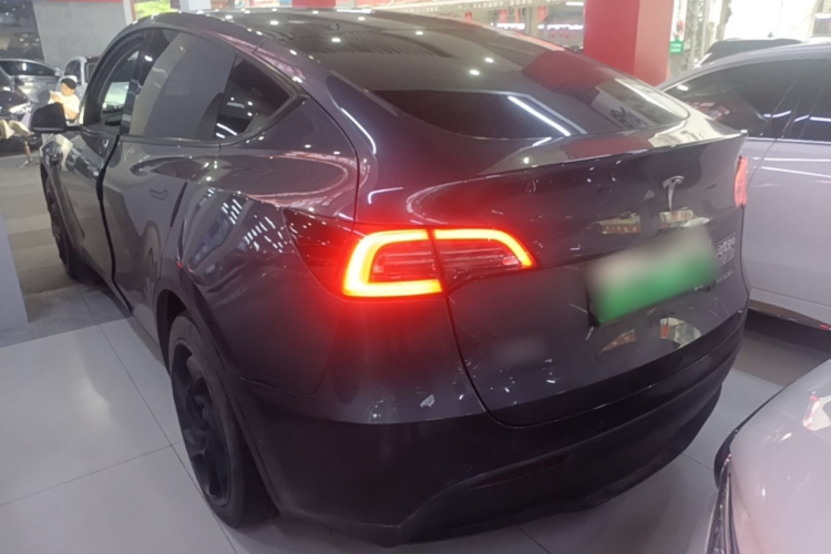 Tesla Model Y 2022 #7 Tesla Model Y 2022 immagine di auto #7