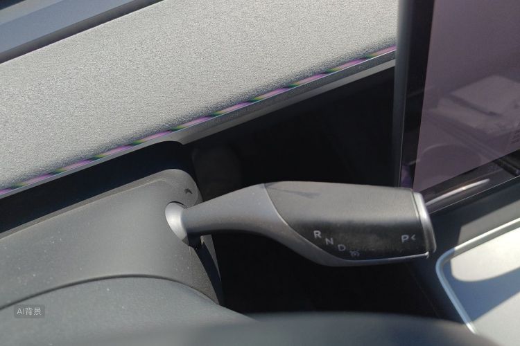 Tesla Model Y 2024 #16 Tesla Model Y 2024 car image #16