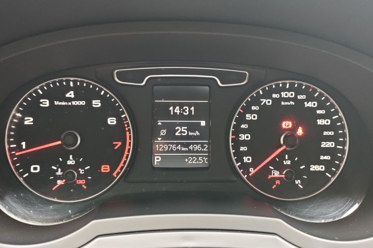 Audi Q3 2016 #12 Audi Q3 2016 car image #12