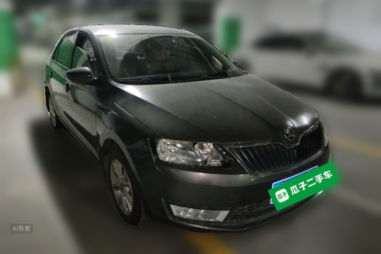 Skoda Rapid 2014 car image #4