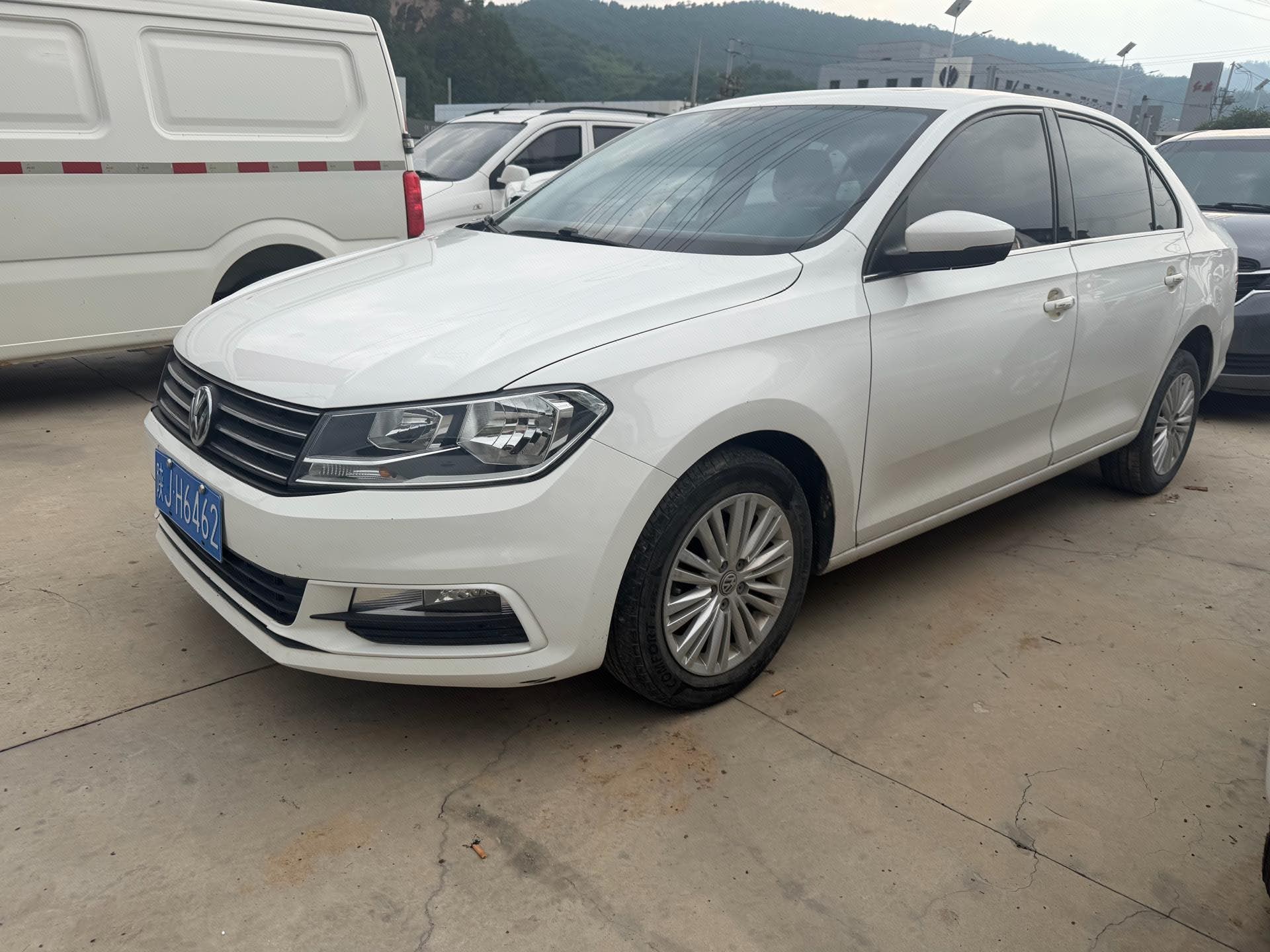 Volkswagen Santana 2019 Volkswagen Santana 2019 car image