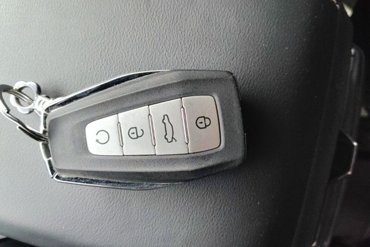 GEELY Binray 2023 #9 GEELY Binray 2023 immagine di auto #9