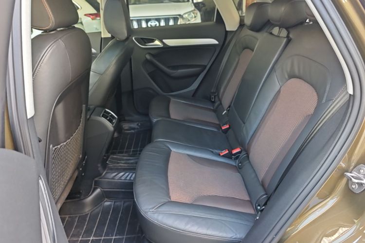 Audi Q3 2019 #13 Audi Q3 2019 car image #13