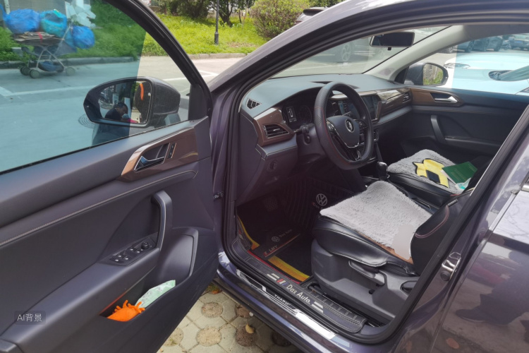 Volkswagen Tharu 2020 immagine di auto #18