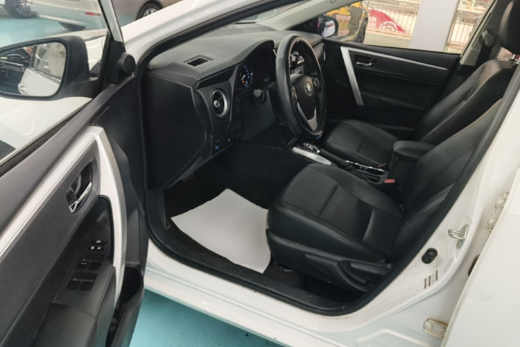 Toyota Corolla 2019 #16 Toyota Corolla 2019 car image #16