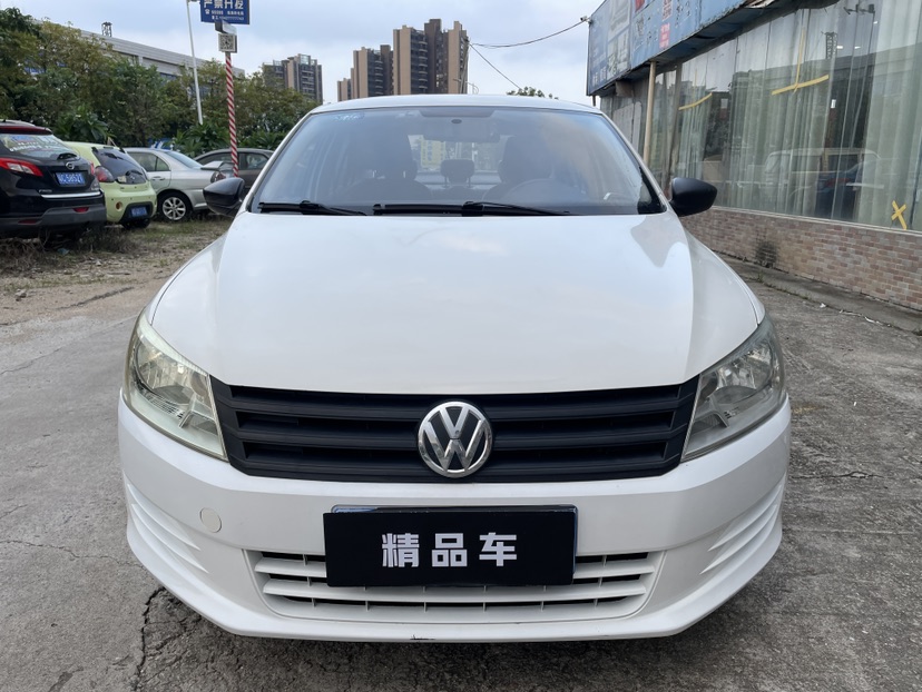 Volkswagen Santana 2017 car image #2