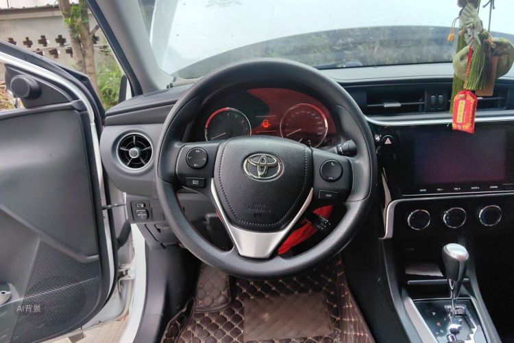Toyota Corolla 2019 car image #12