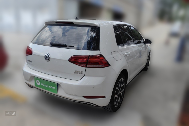 Volkswagen Golf 2020 car image #7