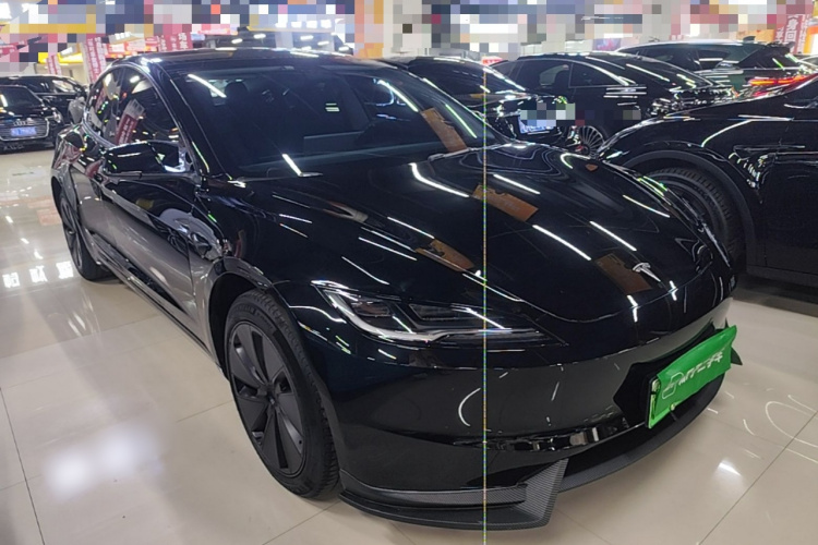 Tesla Model 3 2023 car image #4