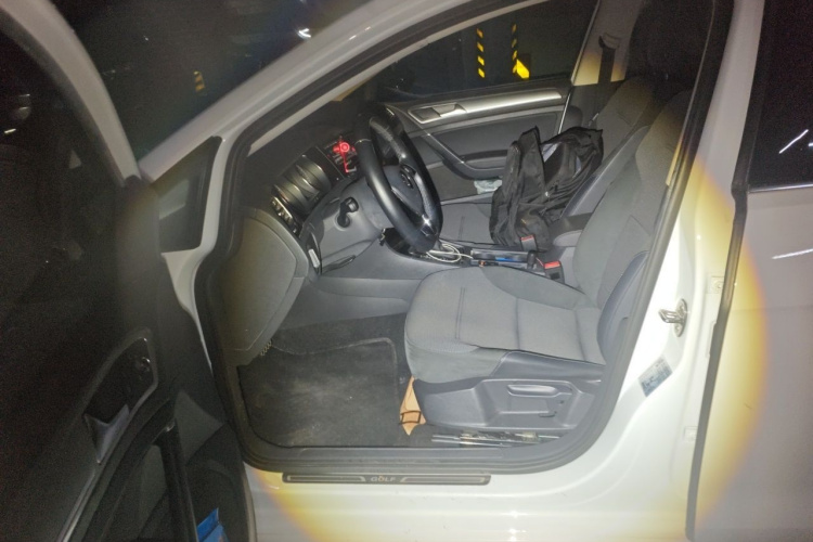 Volkswagen Golf 2018 #15 Volkswagen Golf 2018 car image #15