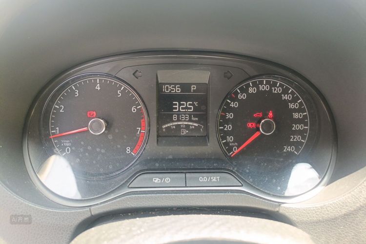 Volkswagen Polo 2016 #13 Volkswagen Polo 2016 car image #13