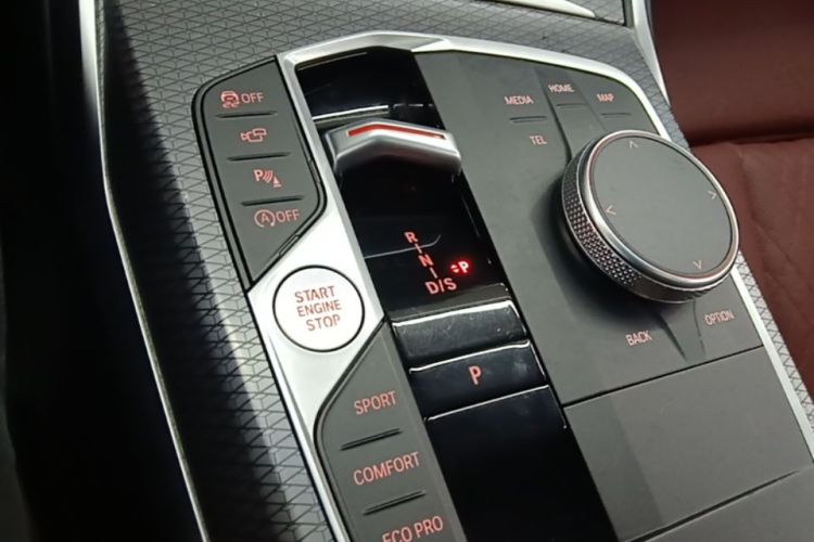 BMW 3 Series 2024 car image #14