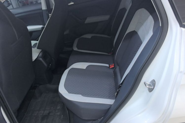 Volkswagen Tharu 2026 car image #17
