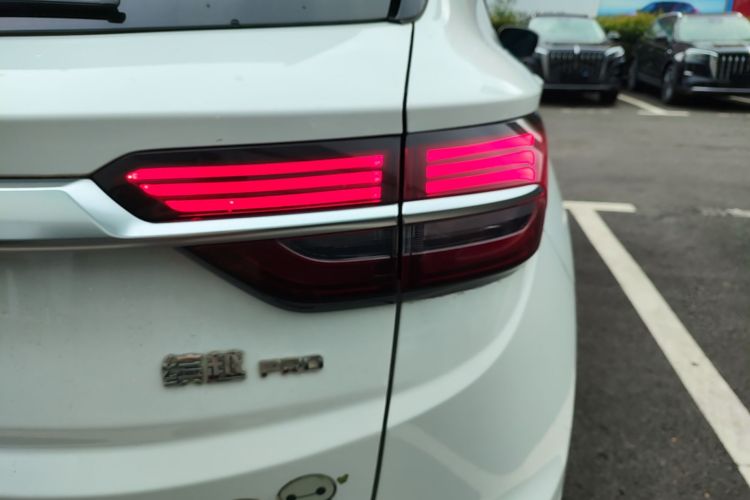 GEELY Coolray 2020 car image #8