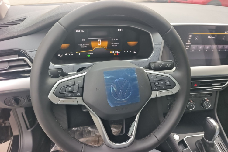 Volkswagen Lavida 2026 car image #16