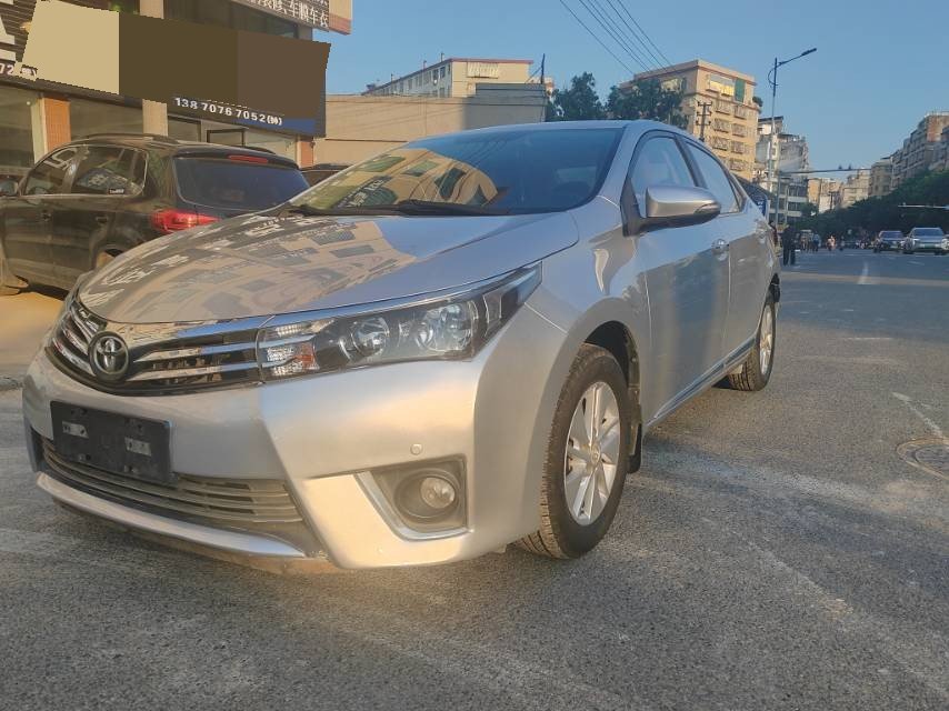 Toyota Corolla 2015 Toyota Corolla 2015 car image