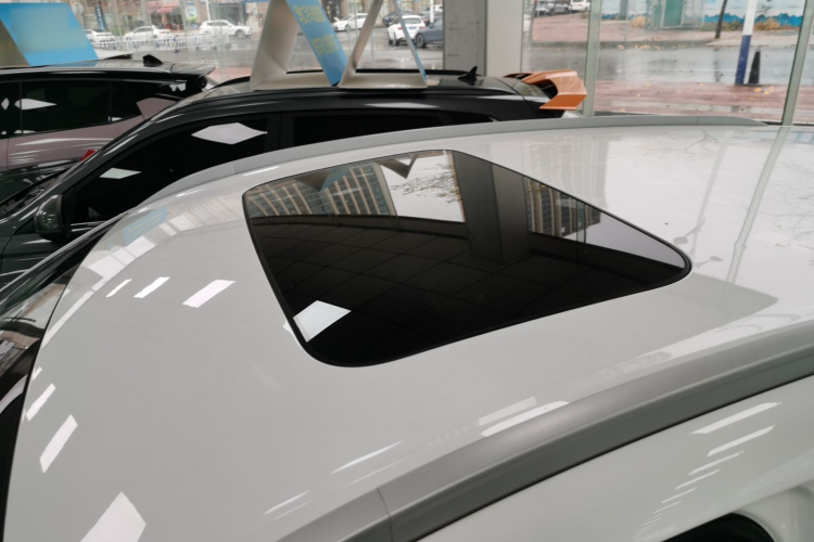 GEELY Coolray 2020 #25 GEELY Coolray 2020 car image #25