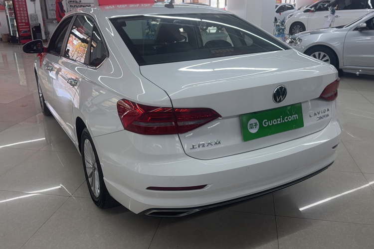 Volkswagen Lavida 2020 car image #7