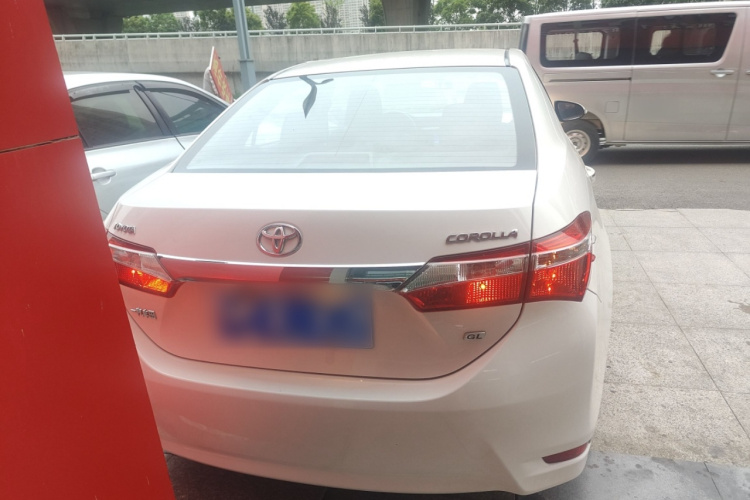 Toyota Corolla 2017 car image #6