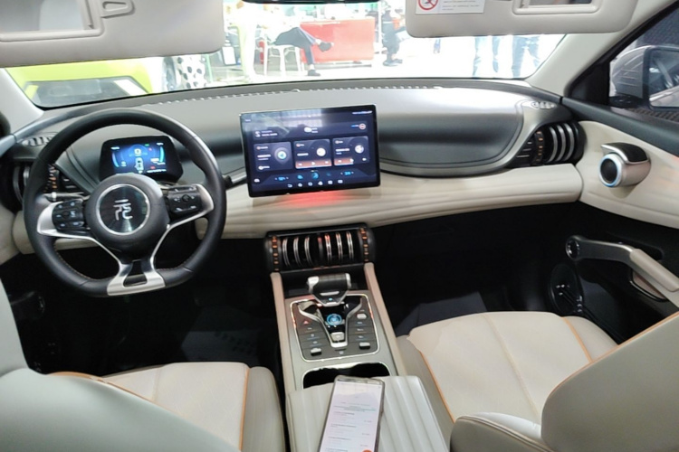BYD Yuan Plus 2023 #10 BYD Yuan Plus 2023 car image #10