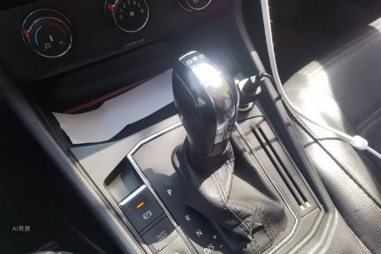 Volkswagen Lavida 2018 car image #16