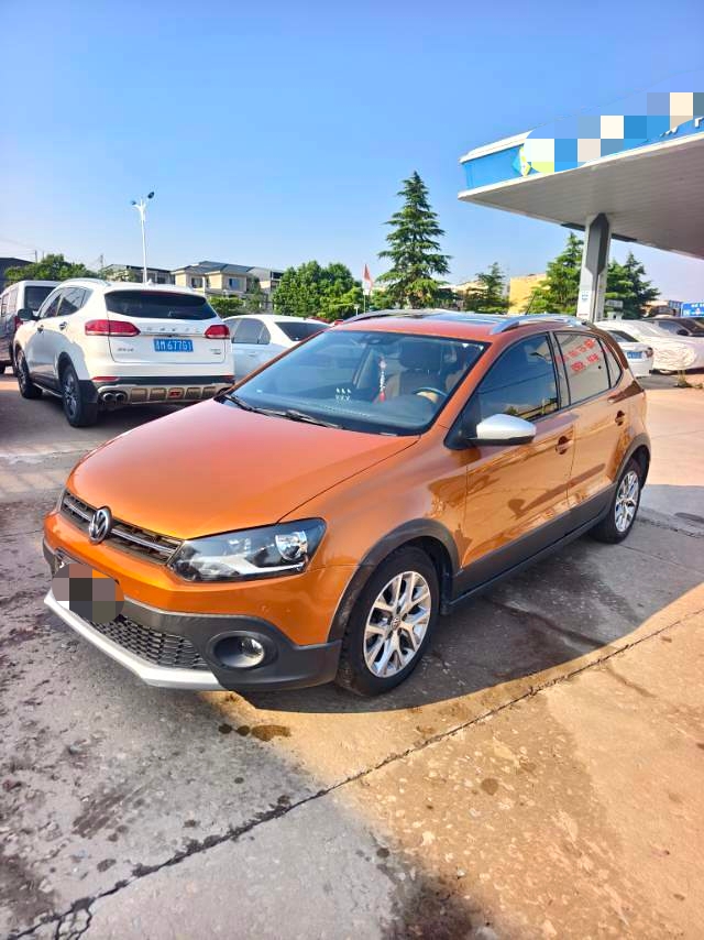 Volkswagen Polo 2014 Volkswagen Polo 2014 car image