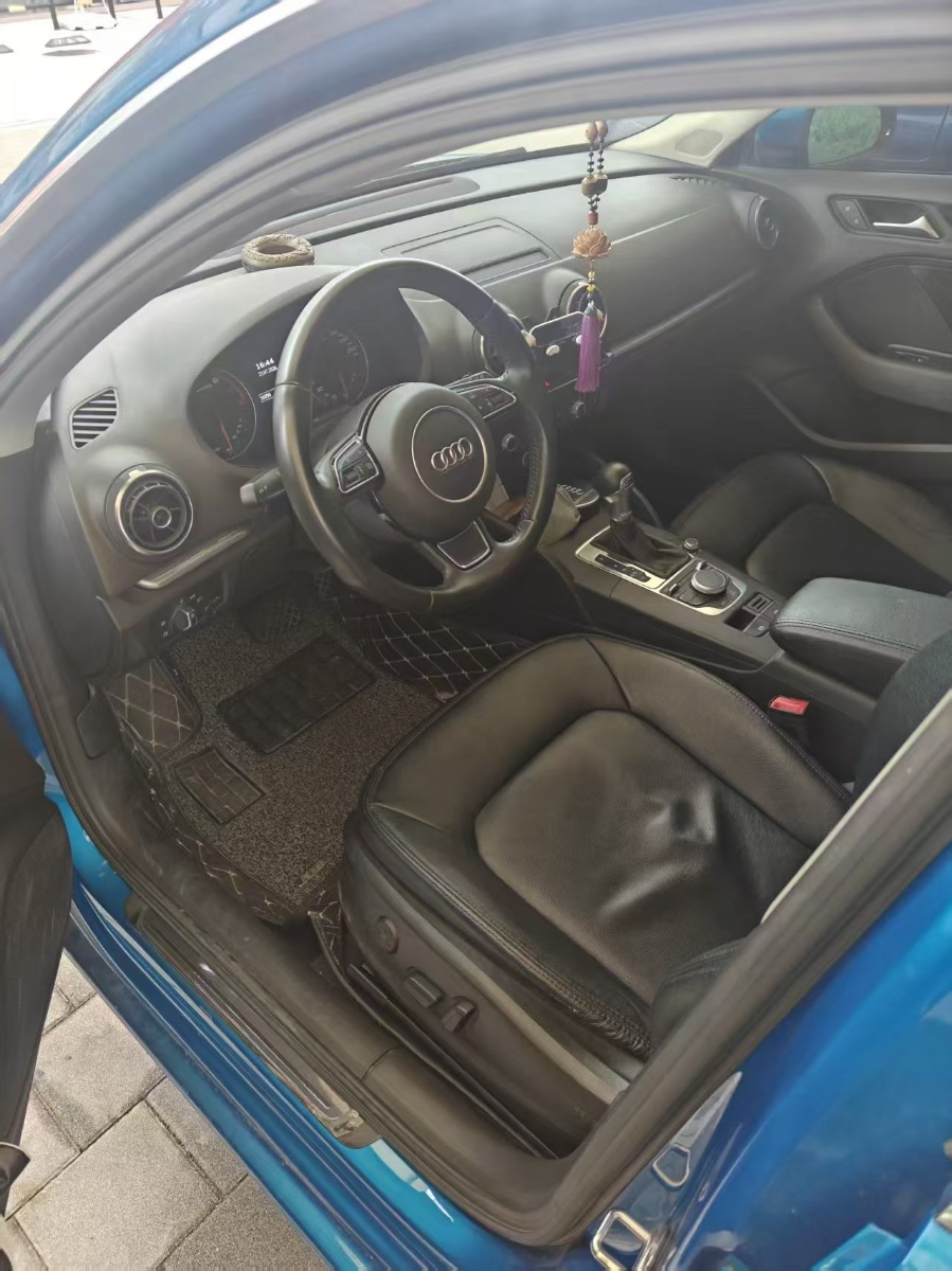 Audi A3 2017 immagine di auto #2