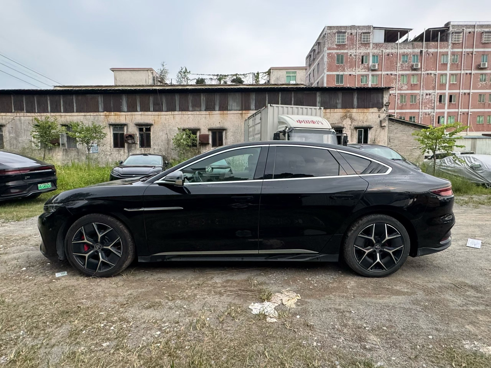 BYD Han 2023 изображение автомобиля #2