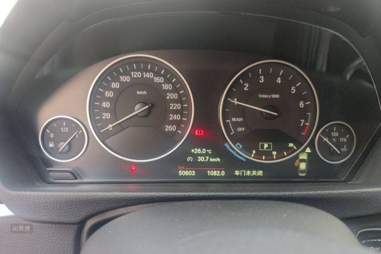 BMW 3 Series 2019 car image #13