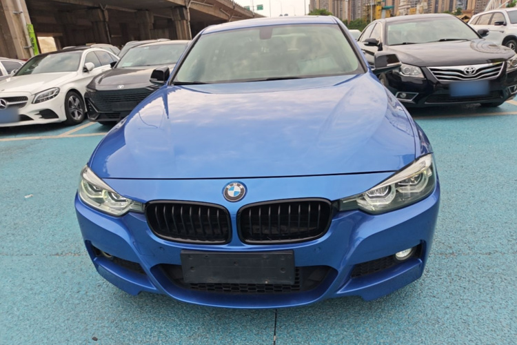 BMW 3 Series 2019 car image #3
